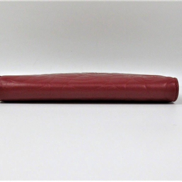 Chanel Wallet - Picture 13 of 17